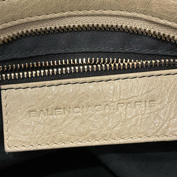 Balenciaga city latte with rose gold hardware - Picture 9 of 11